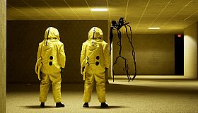 Backrooms: Escape Together
