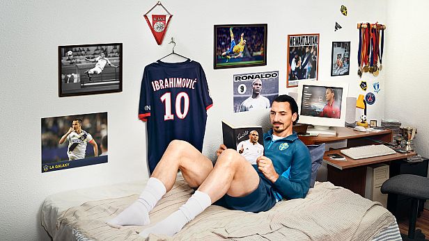 Buy EA SPORTS FC 26 Ultimate Edition Xbox One & Xbox Series X|S