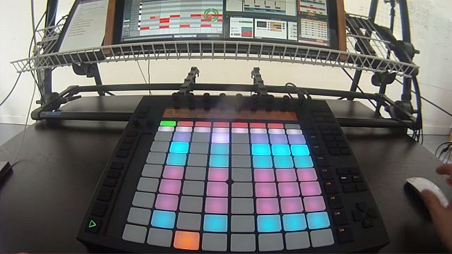 Liquid Rhythm Push Control