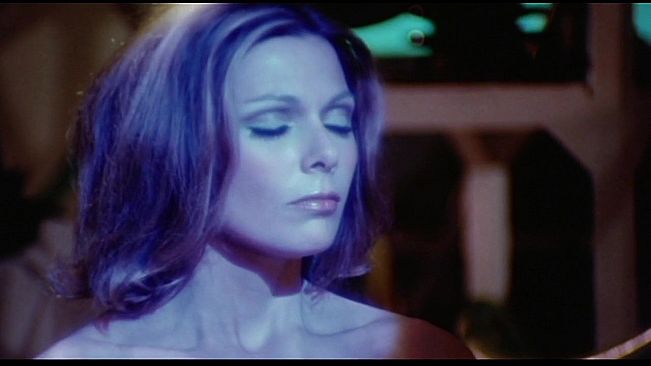 ROUGH KUTS: Invasion of the Bee Girls