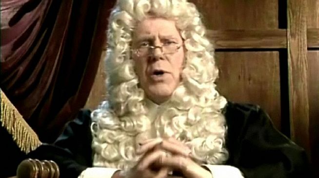 Sherlock Holmes Consulting Detective: The Case of the Mystified Murderess