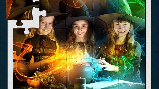 Holiday Jigsaw Halloween 4