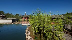 VR Chinese Garden Tour (HD): Flying as a dragonfly