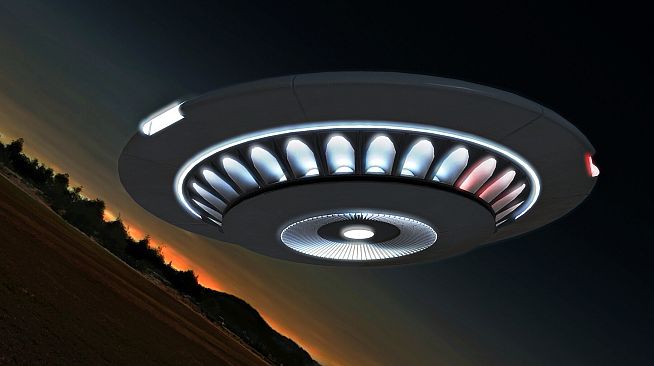 RealFlight Evolution – Flying Saucer (UFO)