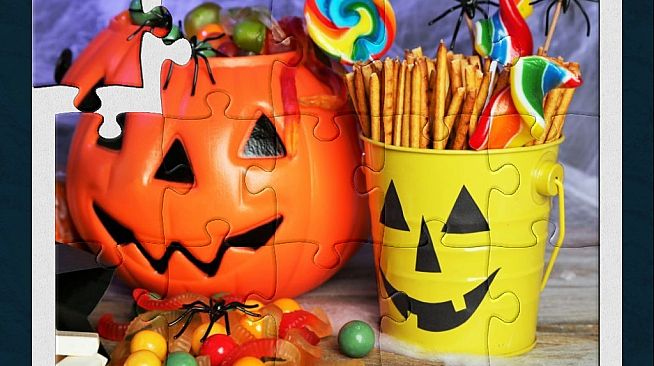 Holiday Jigsaw Halloween 4