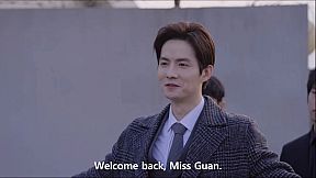 Vanity Fair: The Pursuit