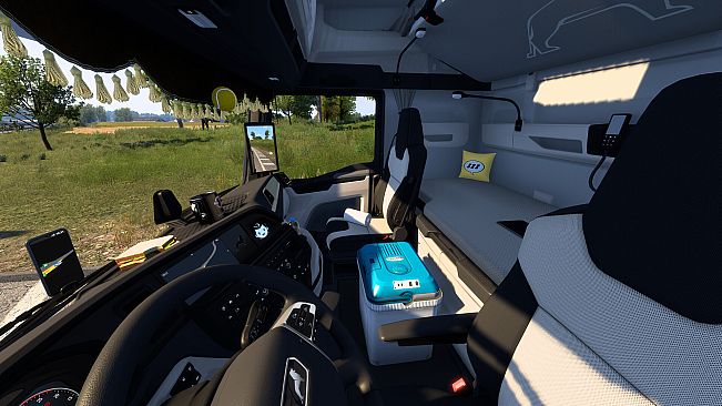 Euro Truck Simulator 2 - Cabin Accessories