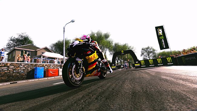 TT Isle Of Man: Ride on the Edge 3