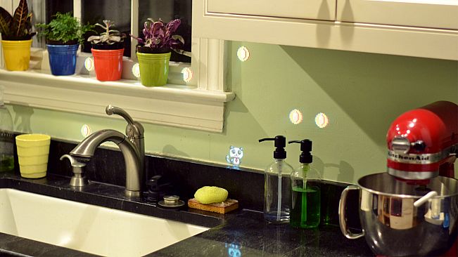 Pandamander's Projector Platformer