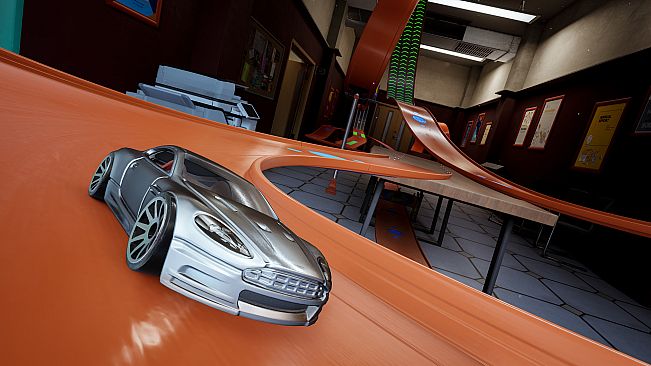 HOT WHEELS - Aston Martin DBS 2010