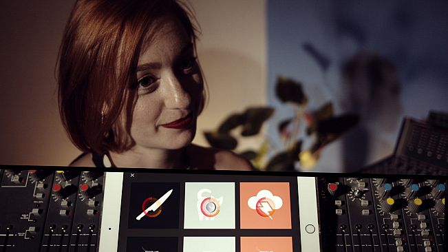 Dark Nights with Poe and Munro