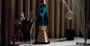 ROUGH KUTS: Invasion of the Bee Girls