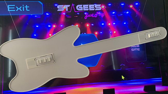 Stagees - Just Play !