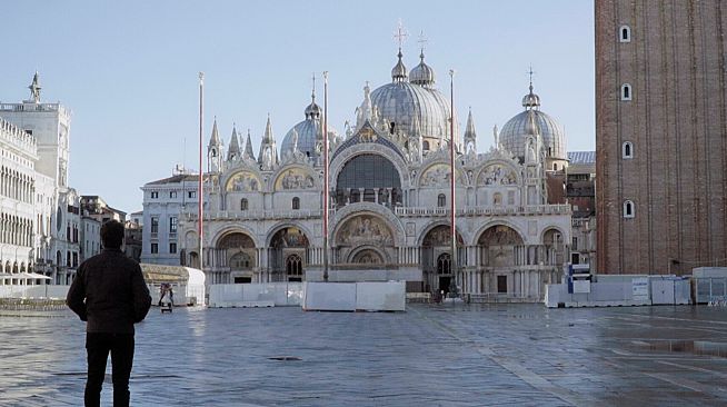 The Traveller's Sight