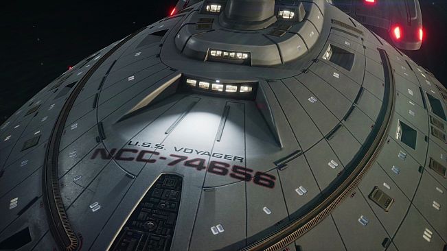 Star Trek: Voyager - Across the Unknown - Captain's Collection